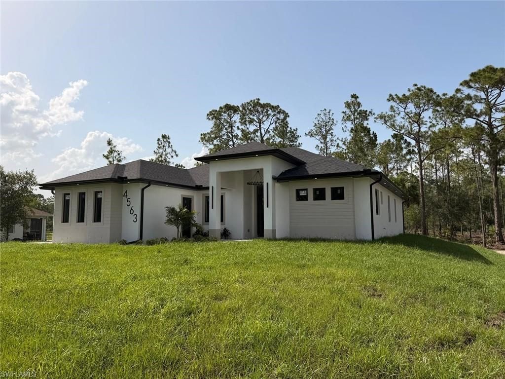 4563 45th Ave Ne, Naples, FL 34120 Photo