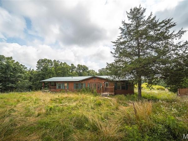 16500 Buttercup Road , Crocker, MO 65452
