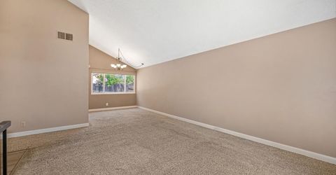 9241 Linda Rio Dr, Sacramento, CA 95826 Photo
