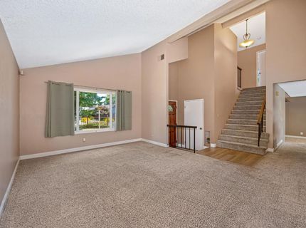 9241 Linda Rio Dr, Sacramento, CA 95826 Photo