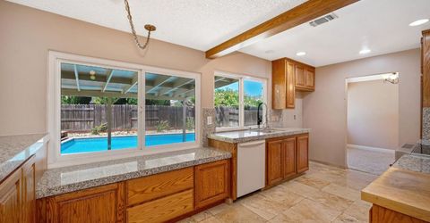 9241 Linda Rio Dr, Sacramento, CA 95826 Photo