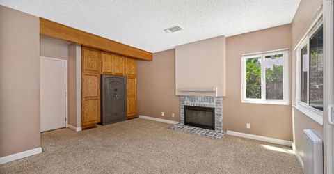 9241 Linda Rio Dr, Sacramento, CA 95826 Photo