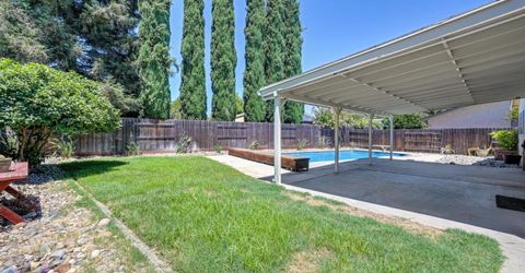 9241 Linda Rio Dr, Sacramento, CA 95826 Photo