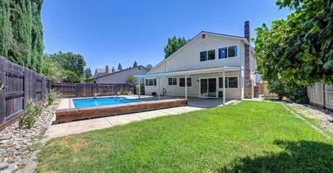 9241 Linda Rio Dr, Sacramento, CA 95826 Photo