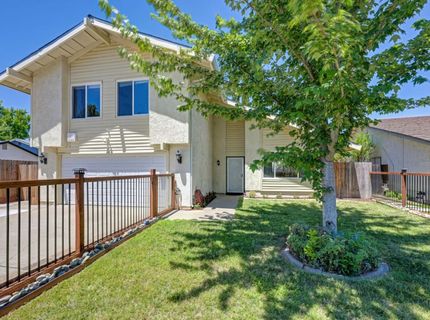 9241 Linda Rio Dr, Sacramento, CA 95826 Photo