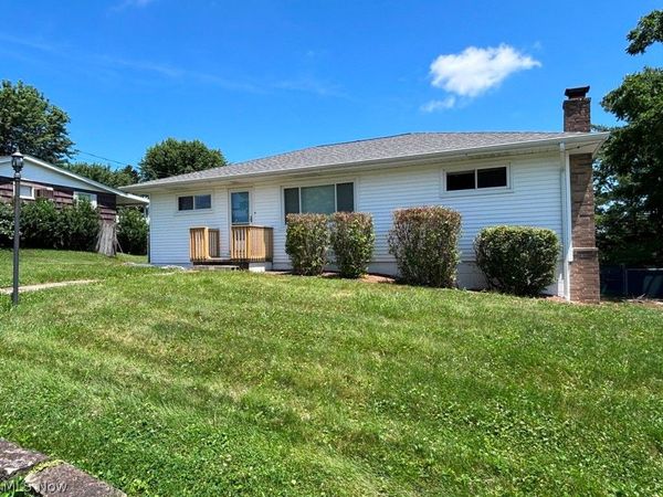 137 Loretta Avenue, Follansbee, WV 26037