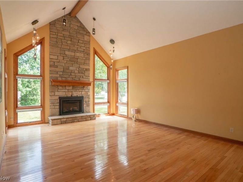 8521 Gentry Street NW, Massillon, OH 44646 Photo 8