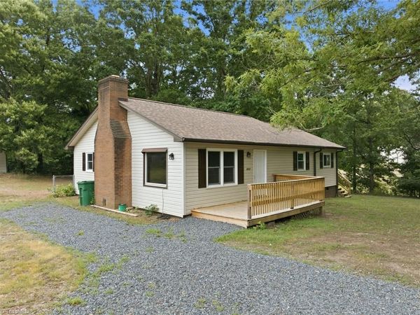 221 Dan Valley Road , Mayodan, NC 27027