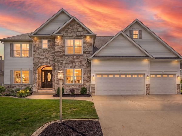 7217 Boardwalk Circle , Crown Point, IN 46307