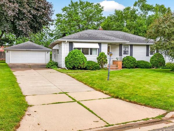1049 GREGORY STREET, Neenah, WI 54956