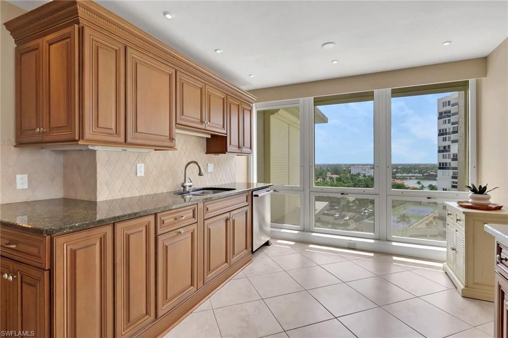 4051 Gulf Shore Blvd N, Unit 1206, Naples, FL 34103 Photo