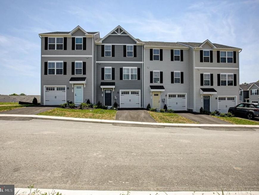 4 Margaret Way, Carlisle, PA 17013 Main Photo