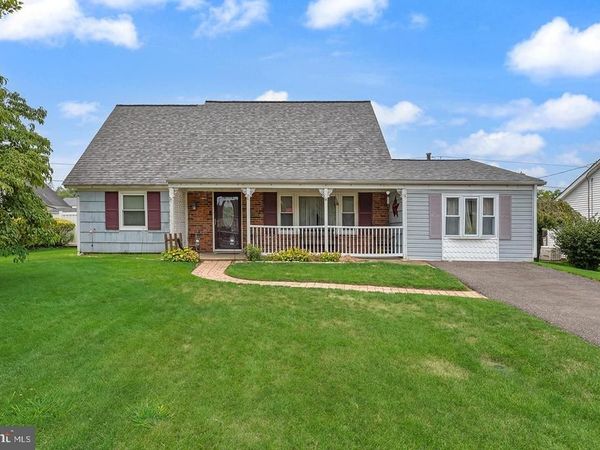 13 GALLERY LANE, WILLINGBORO, NJ 08046