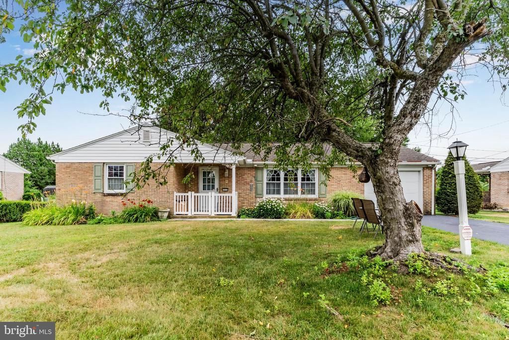 1516 Hemlock Avenue, Carlisle, PA 17013 Main Photo