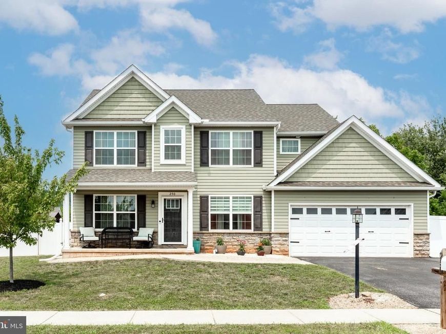 250 Callie Drive, York, PA 17404 Main Photo