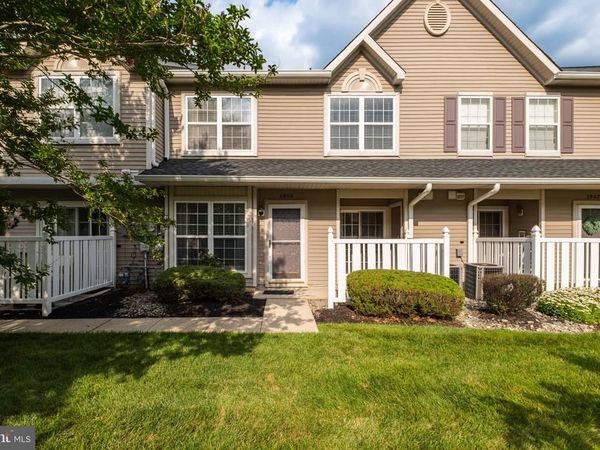 3906 GRENWICH LANE, MOUNT LAUREL, NJ 08054