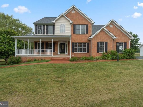 10143 HEDRICK FARM LANE , MIDLAND, VA 22728