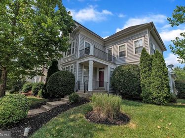 8218 WARFIELD STREET, MANASSAS, VA 20110