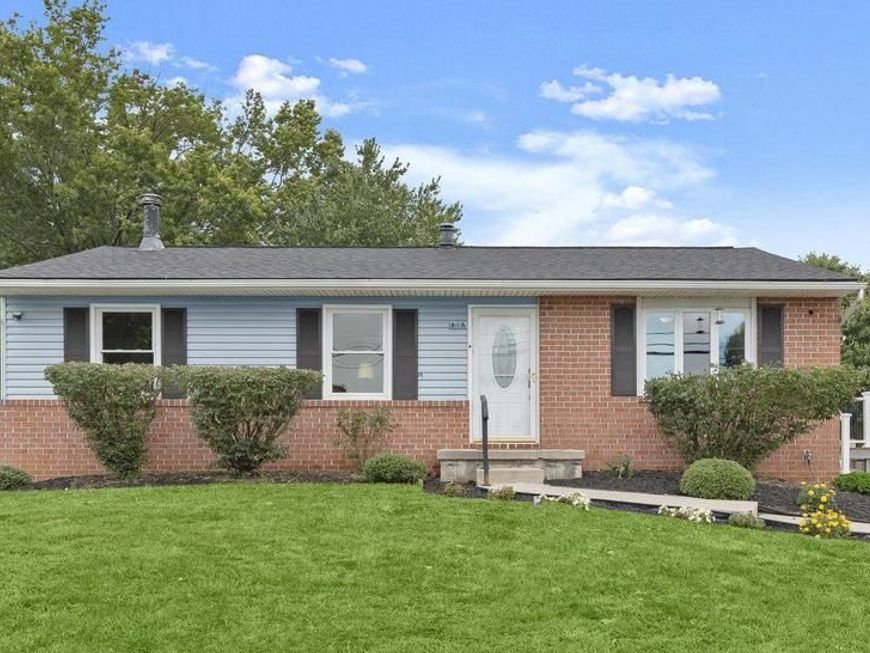 818 Uniontown Road, Westminster, MD 21158 Main Photo