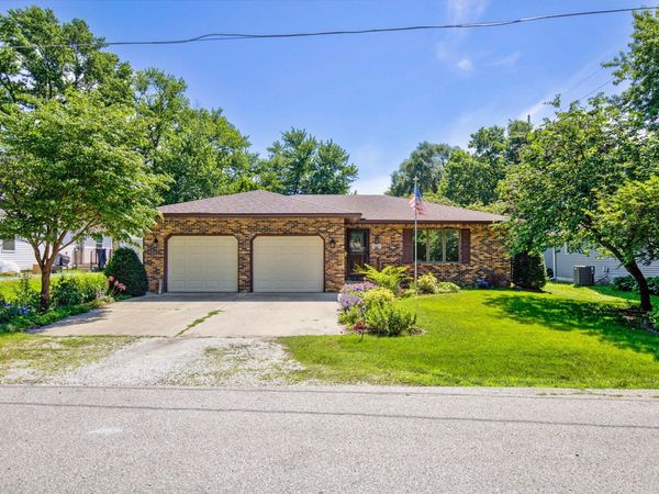 1411 3rd Street, Nevada, IA 50201