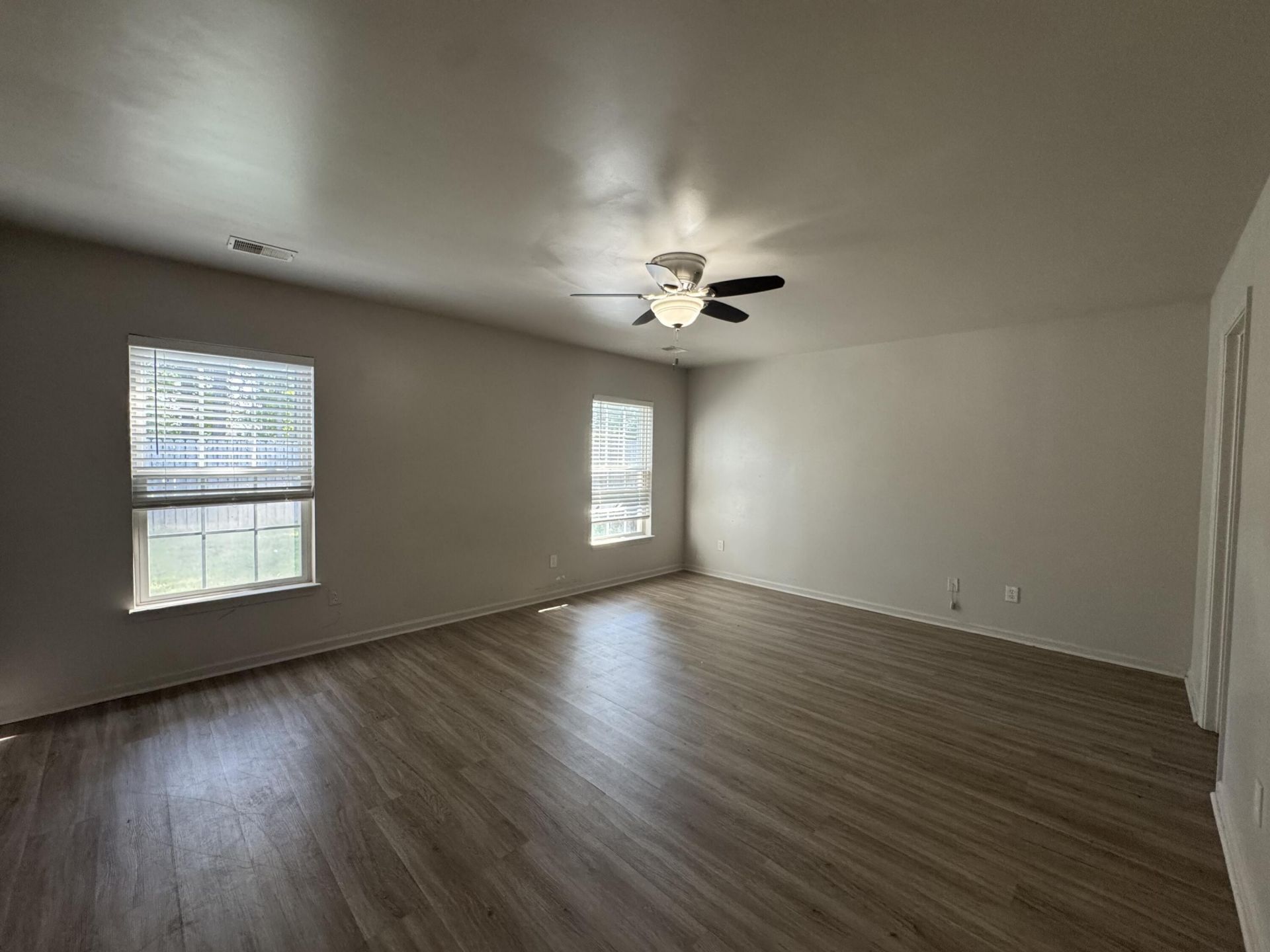 218 Wildberry Lane Photo 4