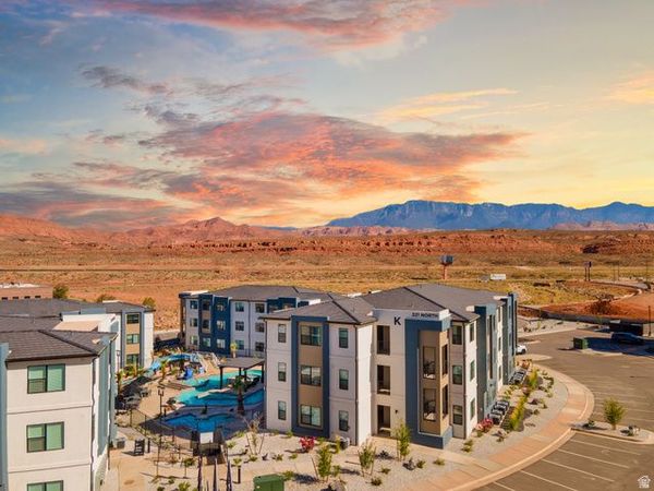 221 N CLIFF SIDE DR , Unit 301, Hurricane, UT 84737