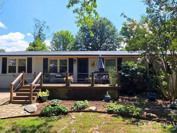 21013 Entrada Drive , Cornelius, NC 28031