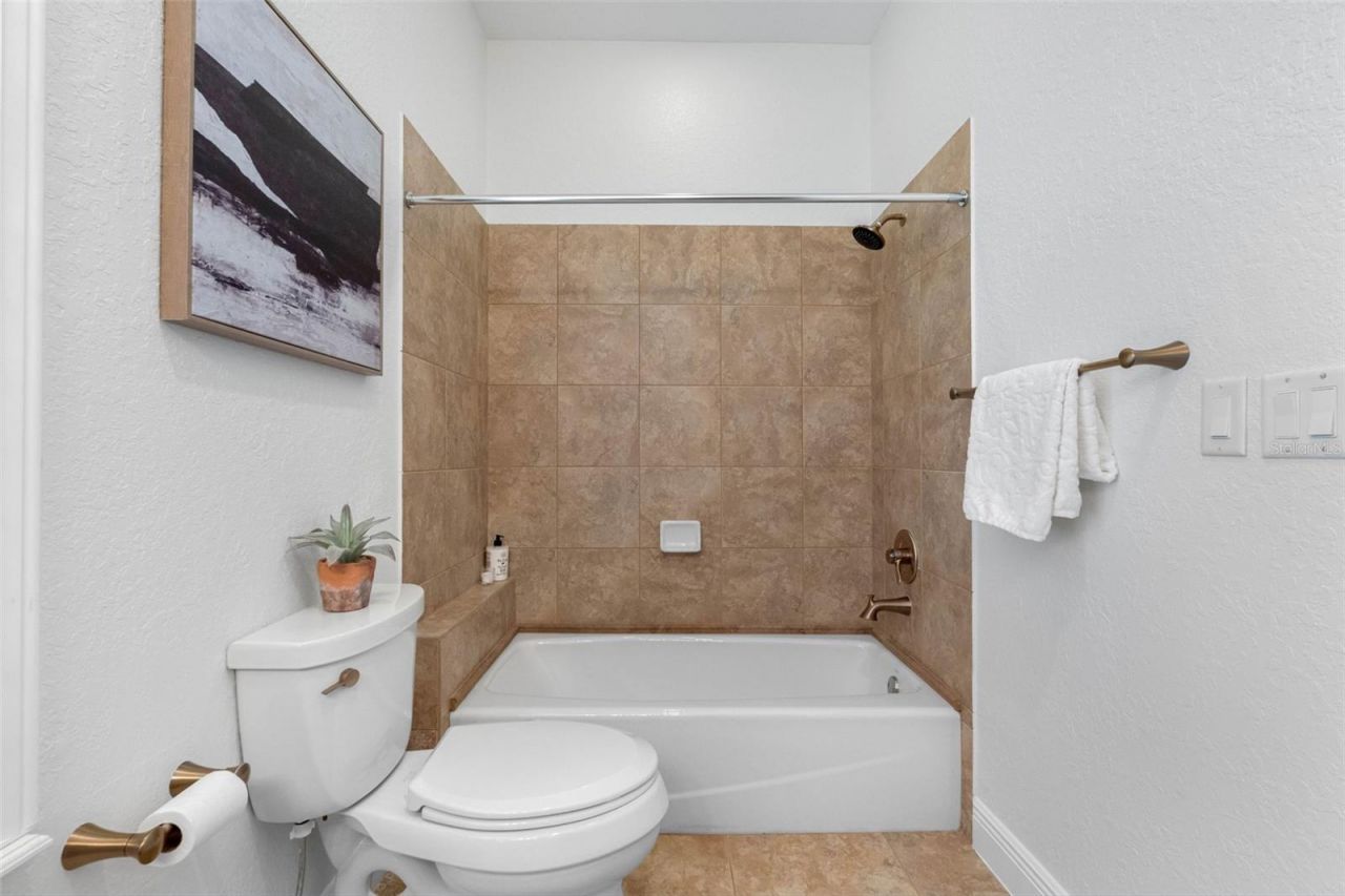 2103 Carroll Landing Drive, Tampa, FL 33612 Photo
