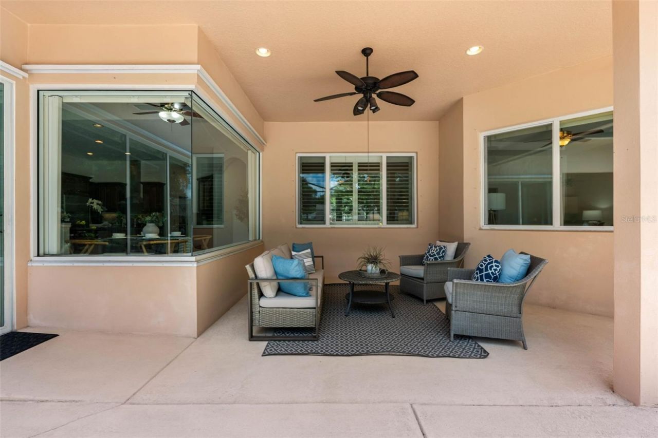 2103 Carroll Landing Drive, Tampa, FL 33612 Photo