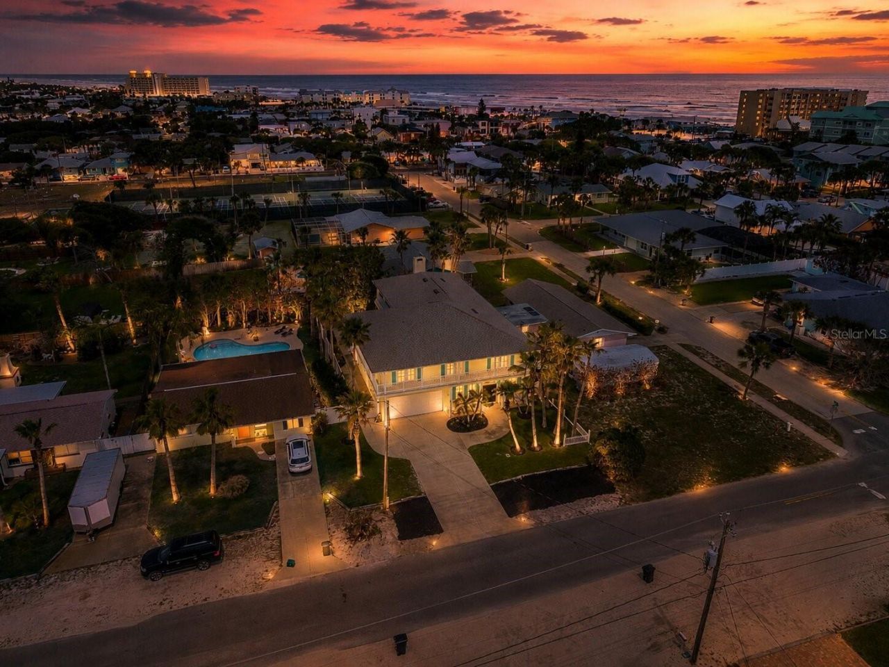 708 Ocean Avenue, New Smyrna Beach, FL 32169 Photo