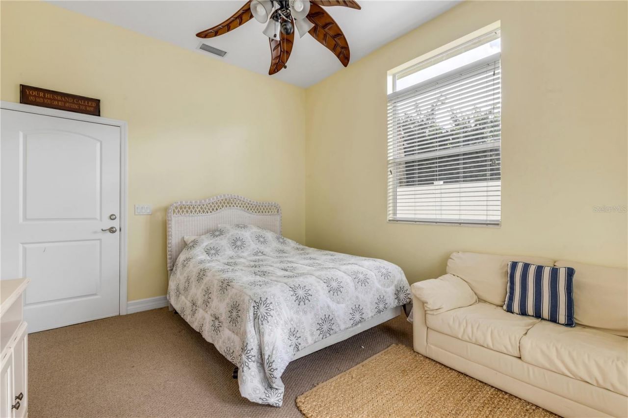 708 Ocean Avenue, New Smyrna Beach, FL 32169 Photo