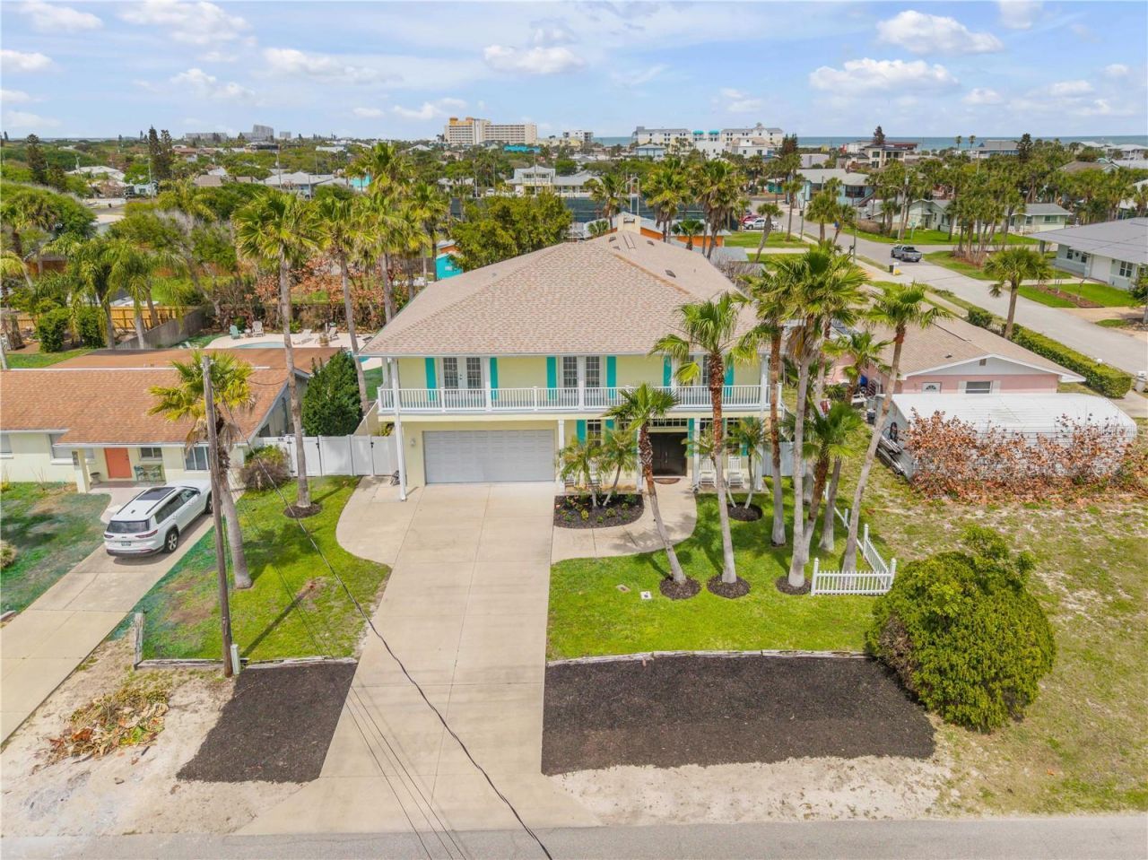 708 Ocean Avenue, New Smyrna Beach, FL 32169 Photo