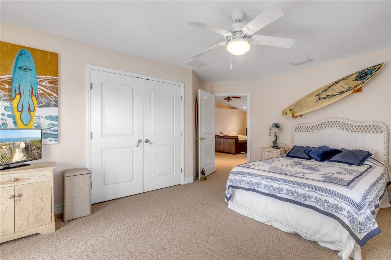 708 Ocean Avenue, New Smyrna Beach, FL 32169 Photo