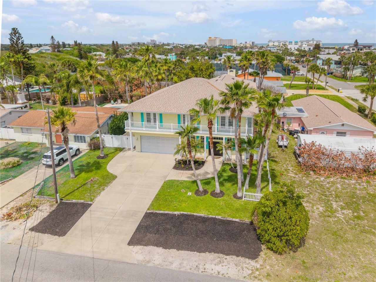 708 Ocean Avenue, New Smyrna Beach, FL 32169 Photo