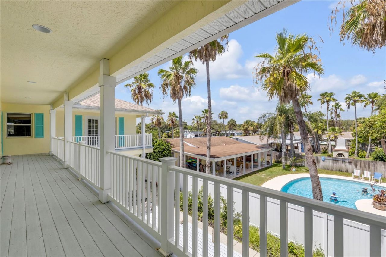 708 Ocean Avenue, New Smyrna Beach, FL 32169 Photo