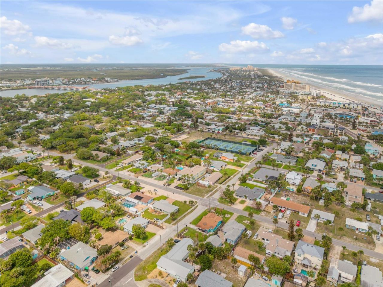 708 Ocean Avenue, New Smyrna Beach, FL 32169 Photo