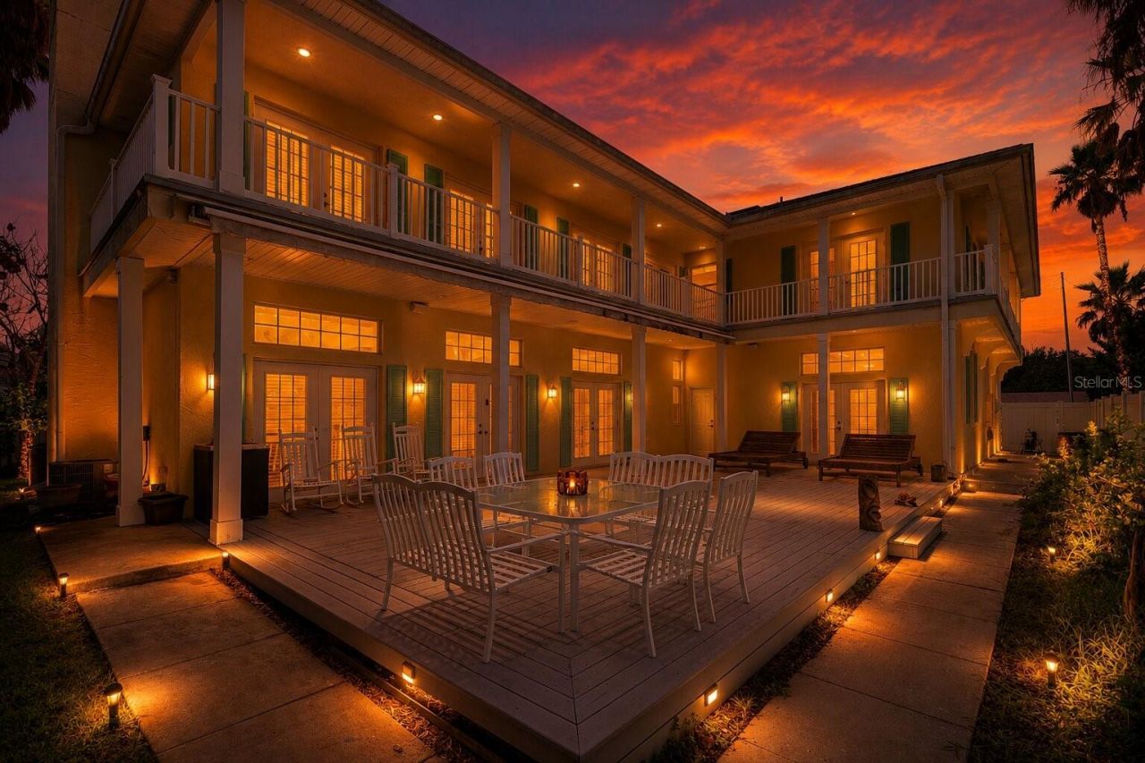 708 Ocean Avenue, New Smyrna Beach, FL 32169 Photo
