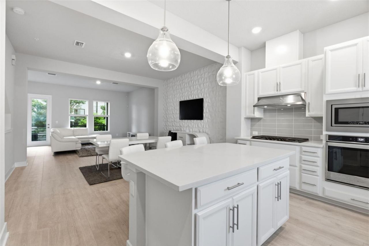 2511 N Grady Avenue , Unit 23, Tampa, FL 33607 Photo