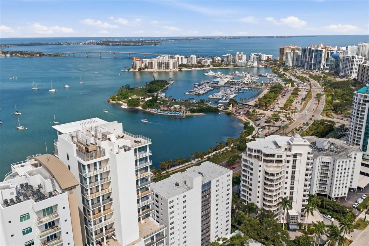 2930 Hawthorne Street, Sarasota, FL 34239 Photo