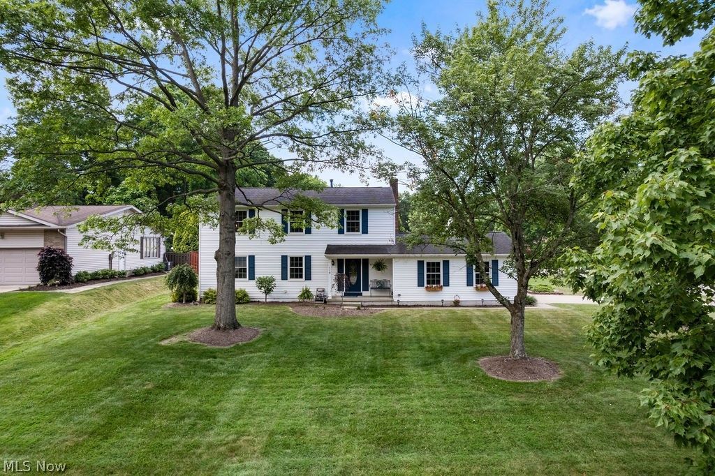 518 Treeside Drive , Stow, OH 44224 Main Photo