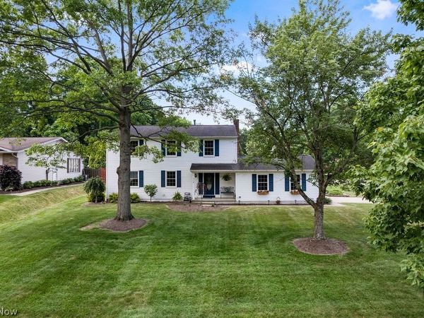 518 Treeside Drive , Stow, OH 44224