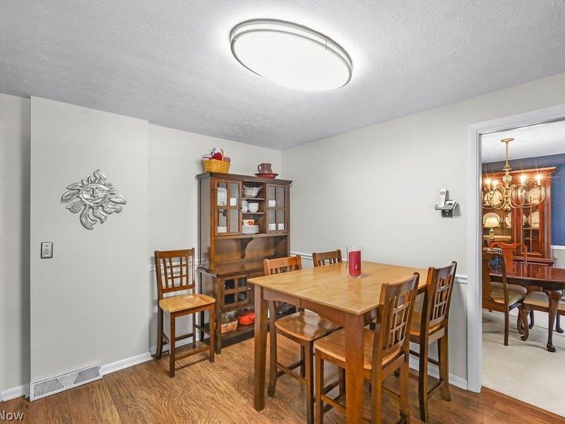 518 Treeside Drive, Stow, OH 44224 Photo 13