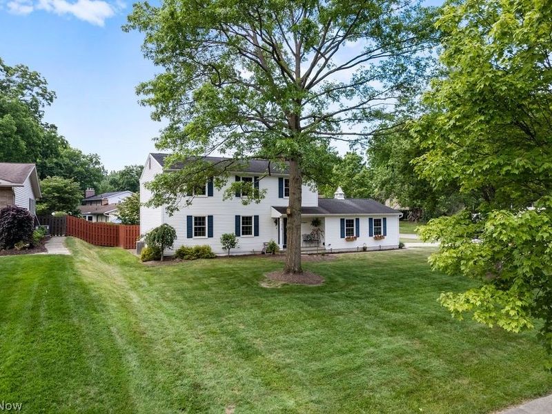 518 Treeside Drive, Stow, OH 44224 Photo 2