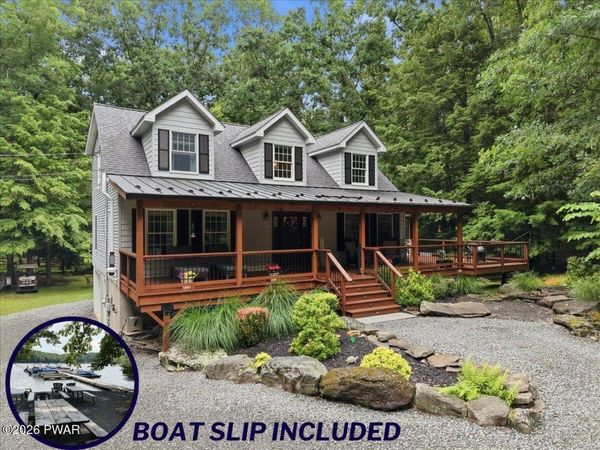 5 N Forest Drive, Lakeville, PA 18438