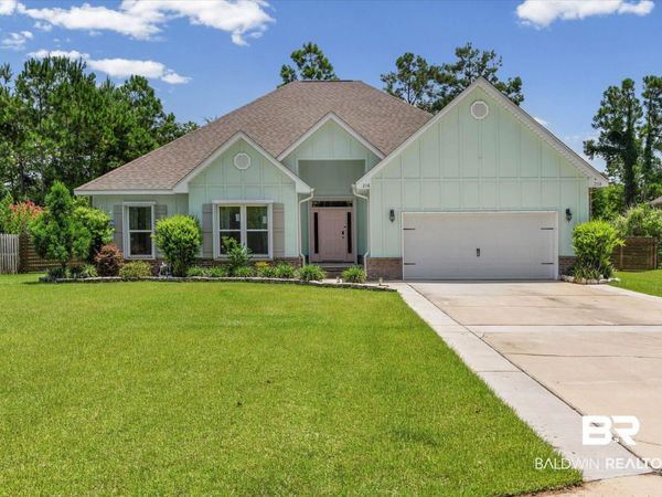 2118 Hogan Drive, Gulf Shores, AL 36542