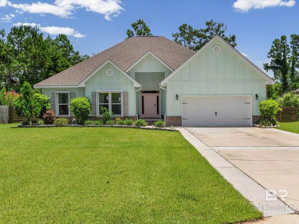 2118 Hogan Drive, Gulf Shores, AL 36542