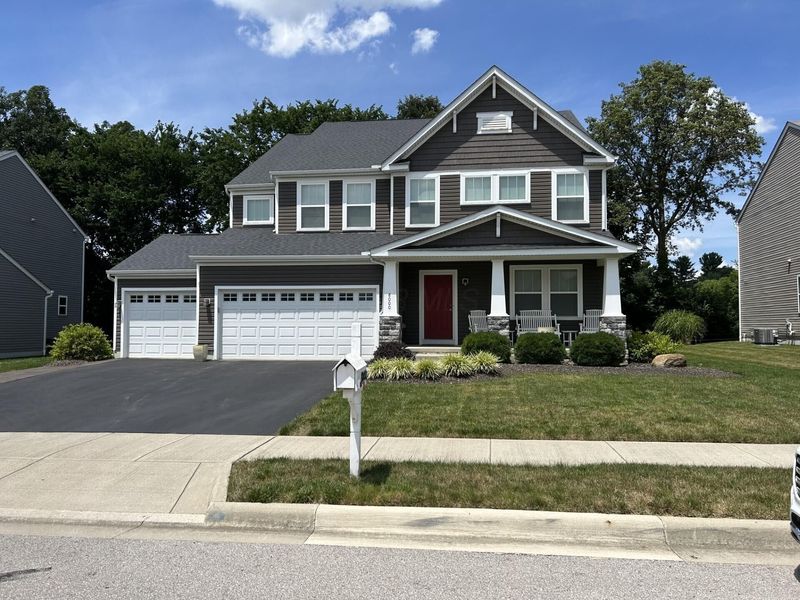 8000 Narrow Leaf Drive, Blacklick, OH 43004 Photo 1
