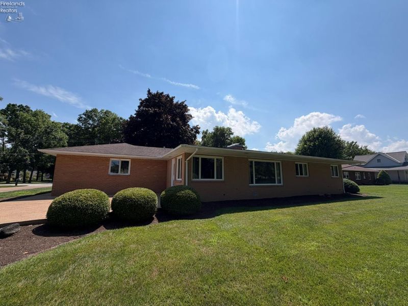 2017 Hull Road, Sandusky, OH 44870 Photo 42