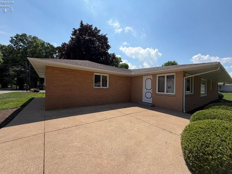 2017 Hull Road, Sandusky, OH 44870 Photo 45