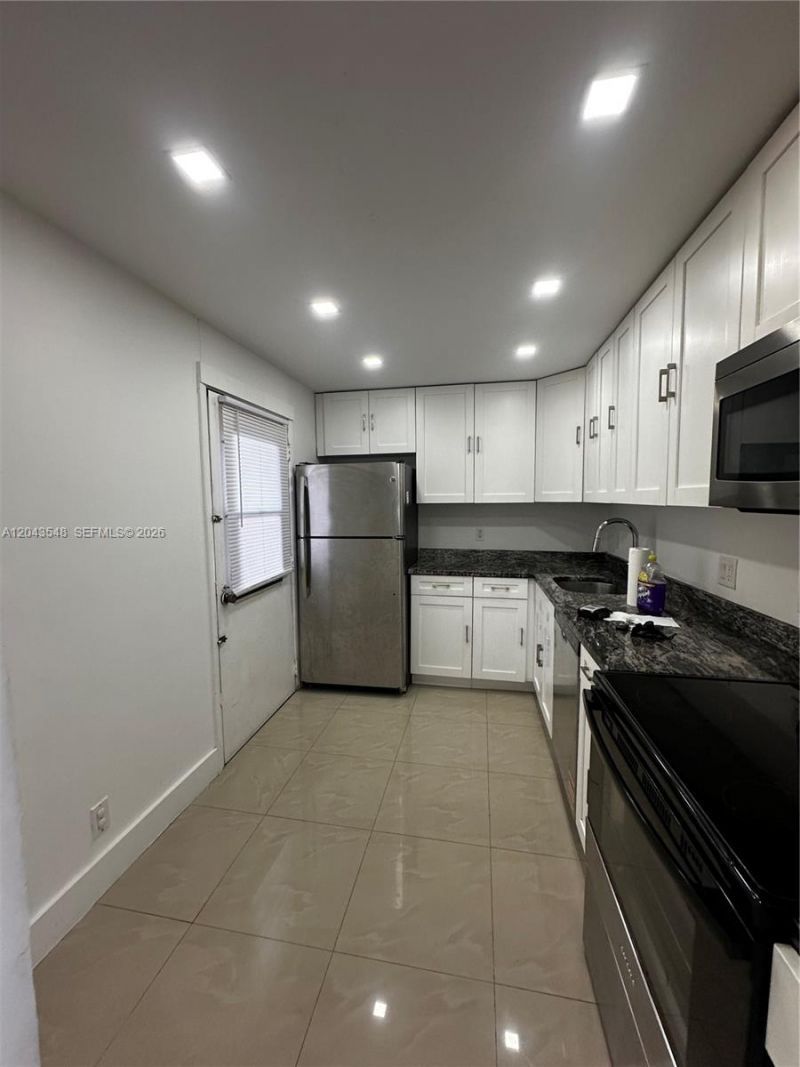 3475 N Country Club Dr , Unit 315, Aventura, FL 33180 Photo